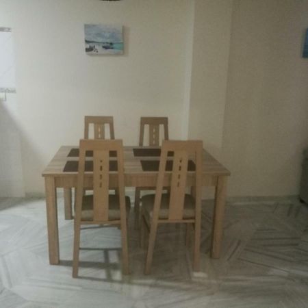 מאלגה Apartamentos Edificio Vicente מראה חיצוני תמונה