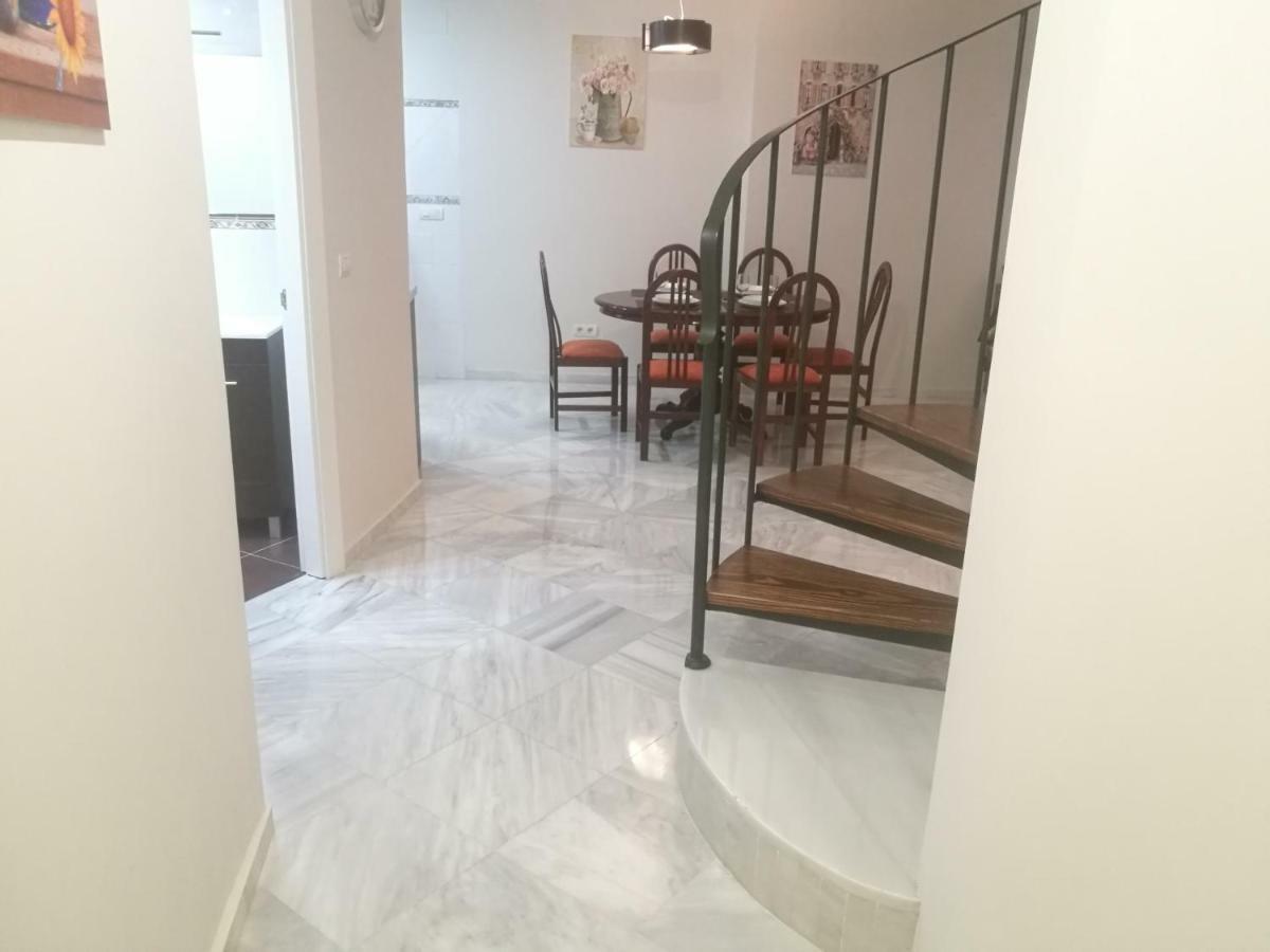 מאלגה Apartamentos Edificio Vicente מראה חיצוני תמונה