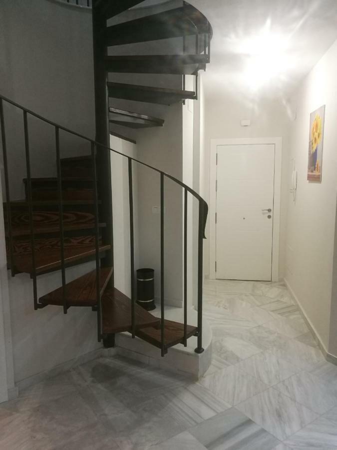 מאלגה Apartamentos Edificio Vicente מראה חיצוני תמונה