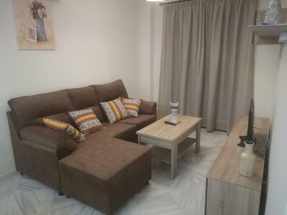 מאלגה Apartamentos Edificio Vicente מראה חיצוני תמונה