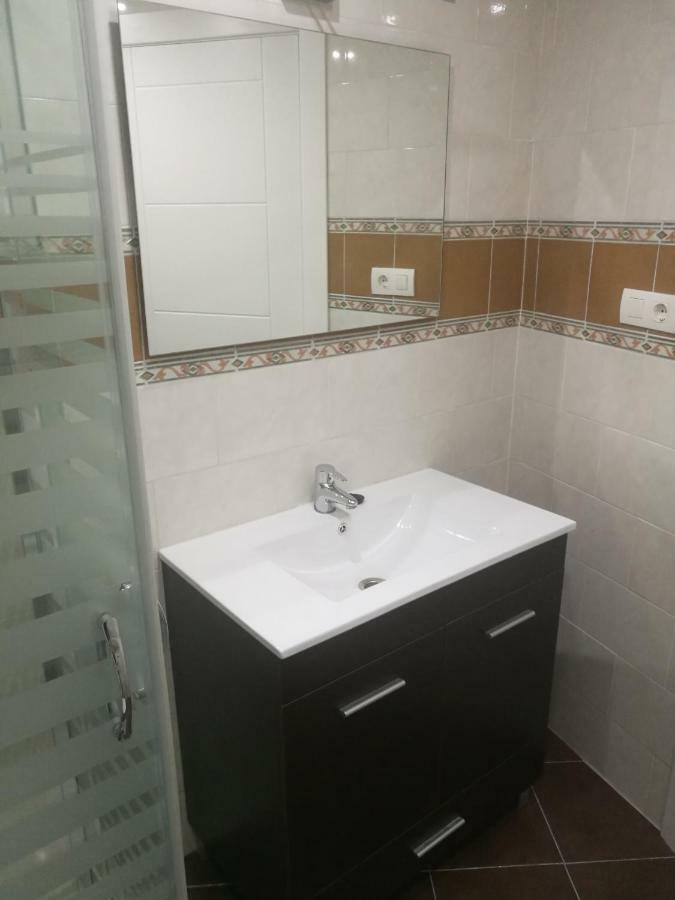 מאלגה Apartamentos Edificio Vicente מראה חיצוני תמונה