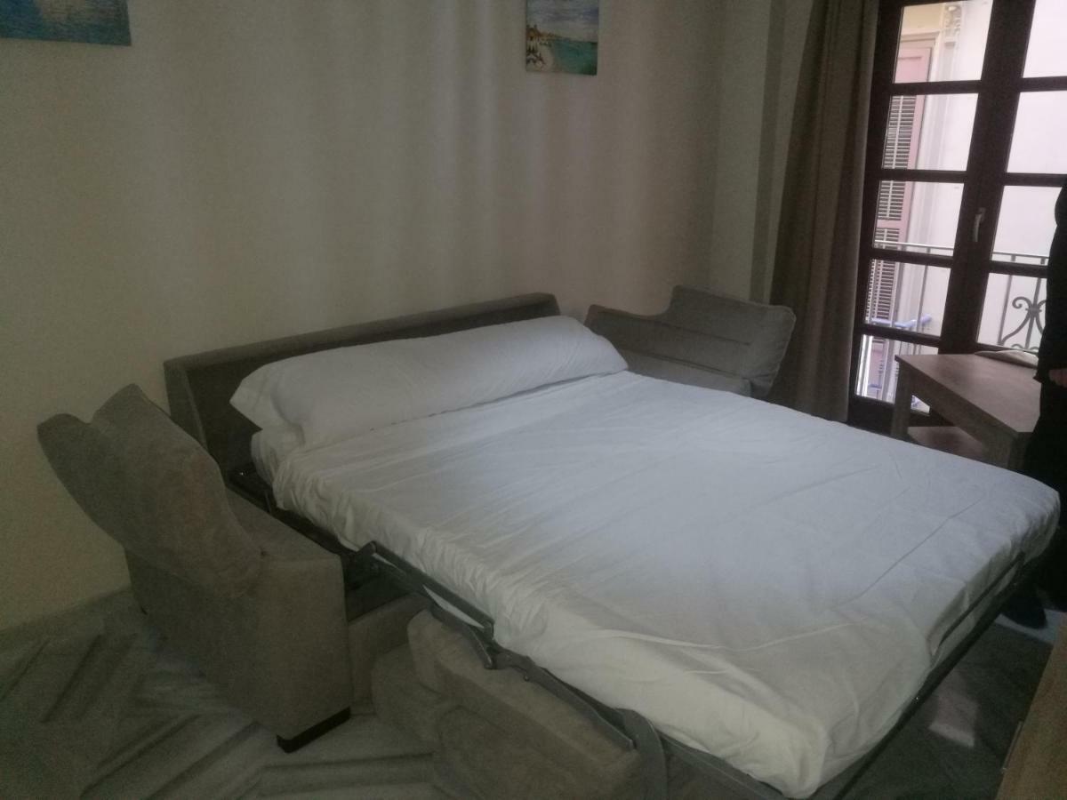 מאלגה Apartamentos Edificio Vicente מראה חיצוני תמונה