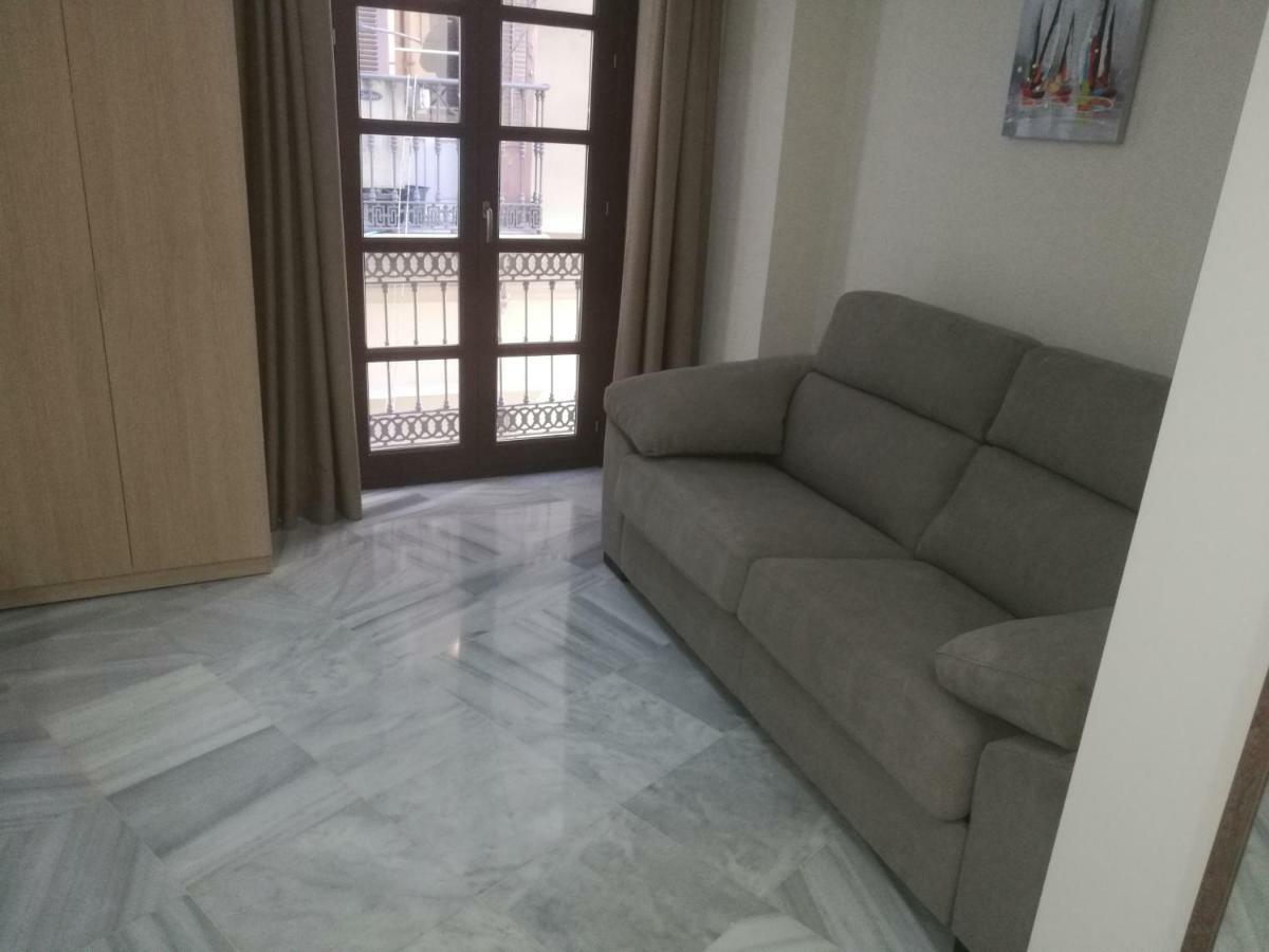 מאלגה Apartamentos Edificio Vicente מראה חיצוני תמונה