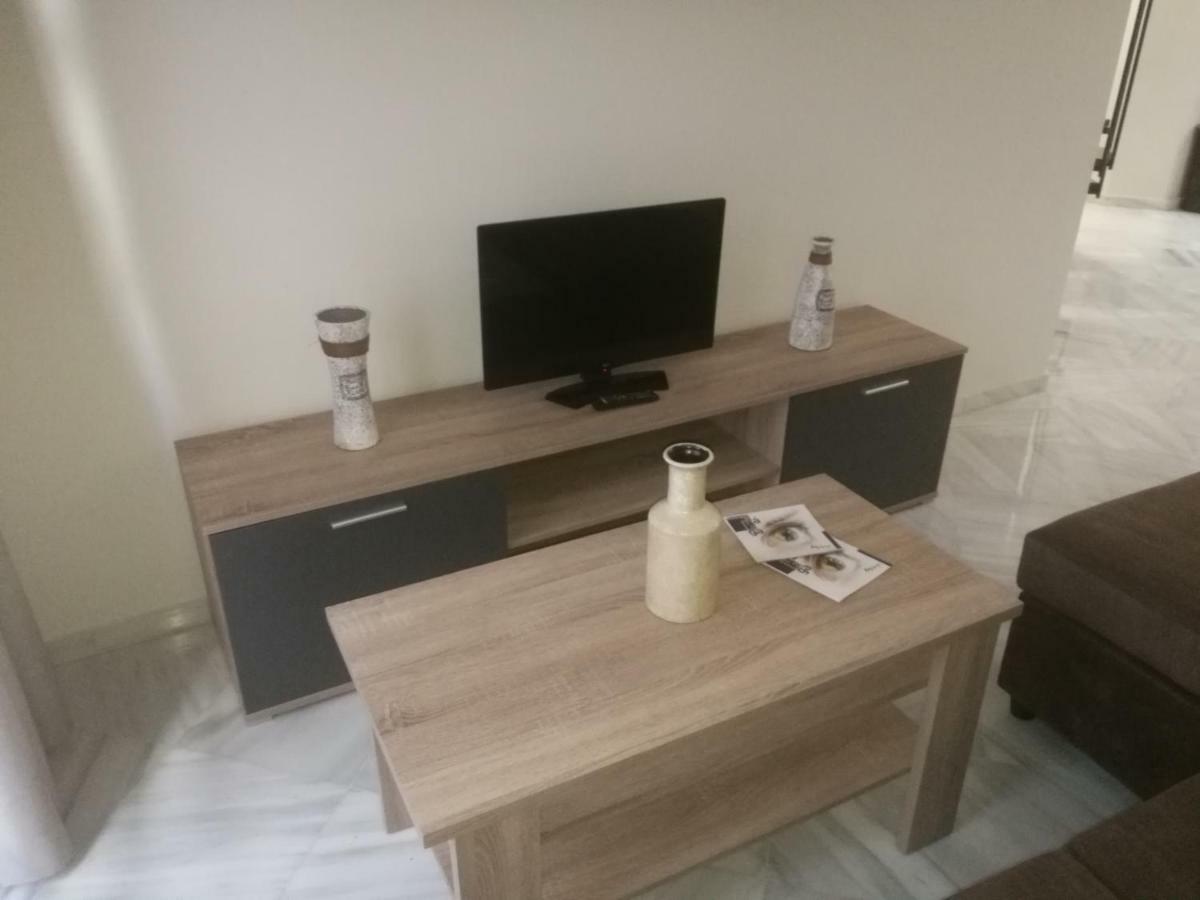 מאלגה Apartamentos Edificio Vicente מראה חיצוני תמונה