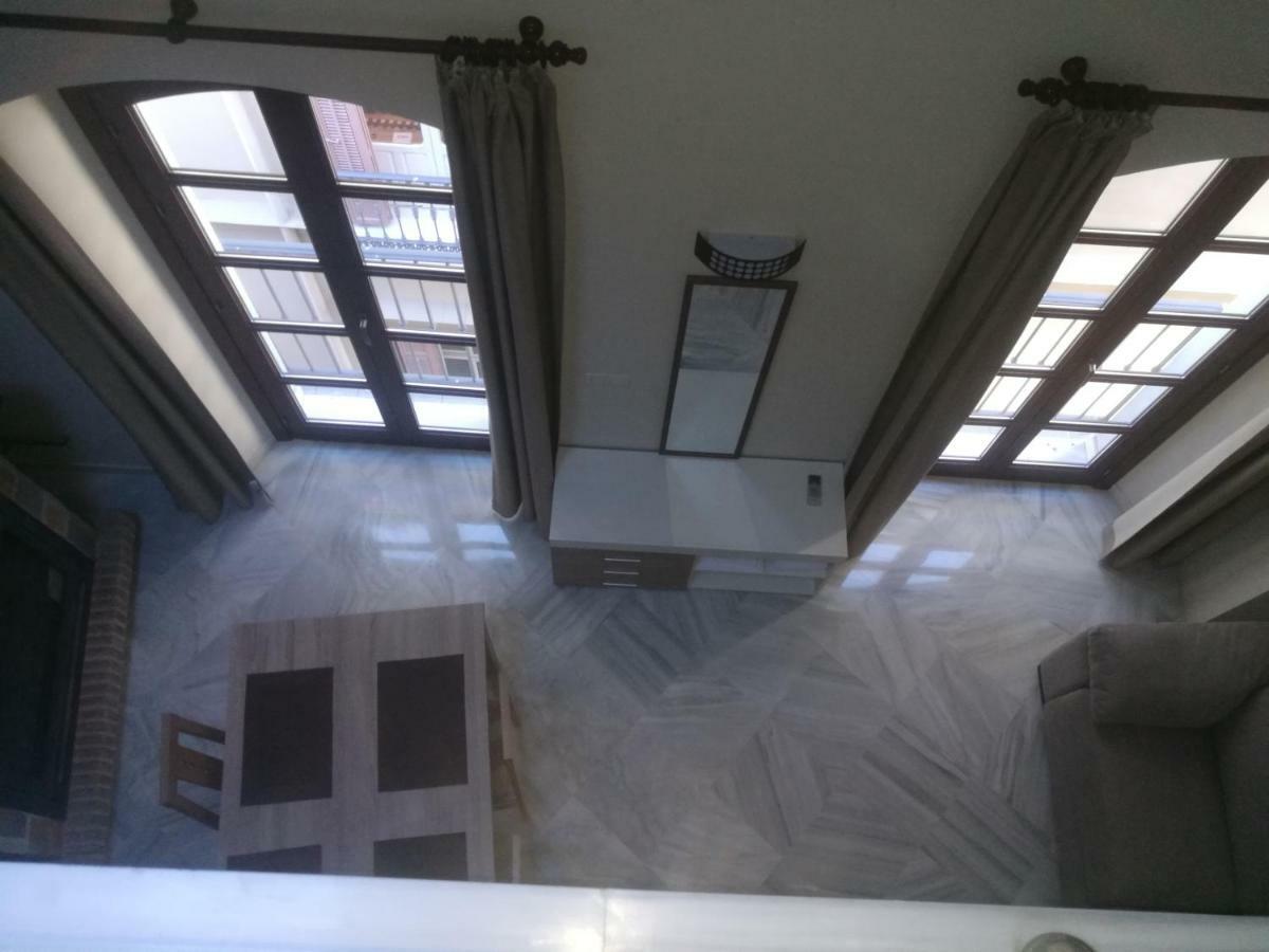 מאלגה Apartamentos Edificio Vicente מראה חיצוני תמונה