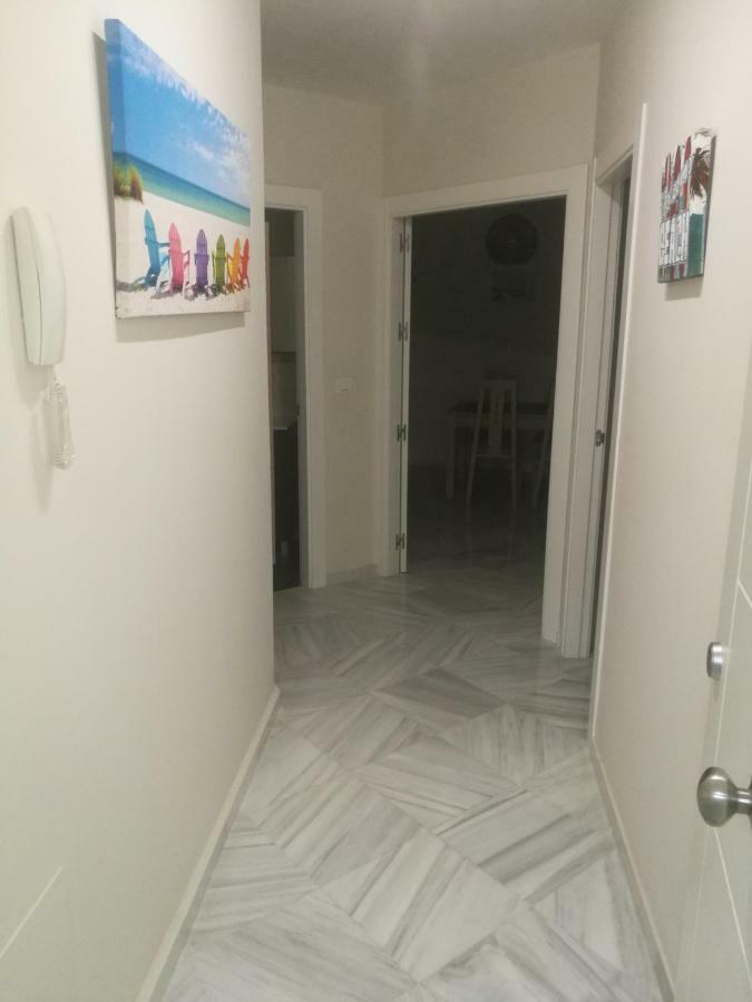 מאלגה Apartamentos Edificio Vicente מראה חיצוני תמונה