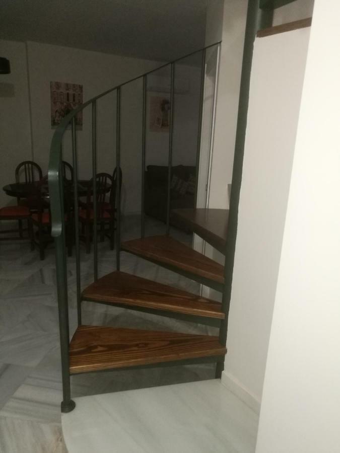מאלגה Apartamentos Edificio Vicente מראה חיצוני תמונה